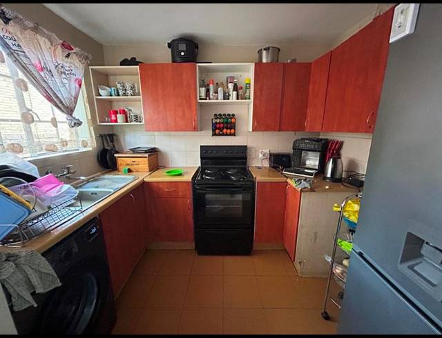 2 BEDROOM PROPERTY TO RENT IN ZWARTKOP